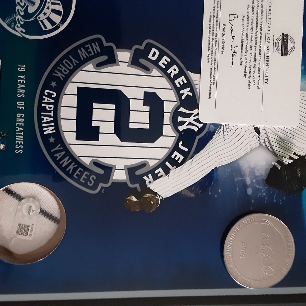 Derek Jeter Plaque - image 4